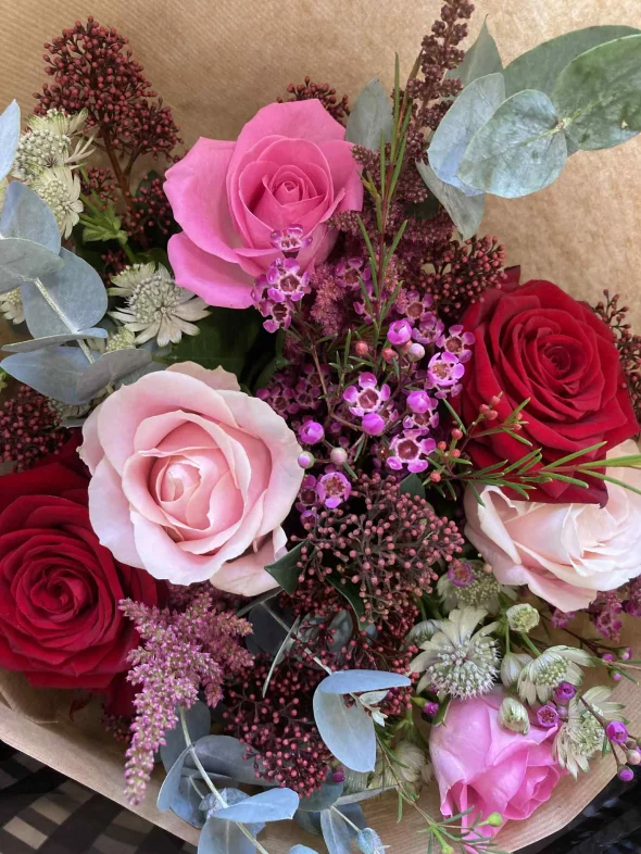 Main product 3525781 1767972124